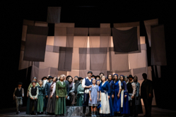 Andreas Bittl (Tevje), Ensemble und Chor der Deutschen Oper am Rhein, Kinderstatisterie, Foto: Sandra Then