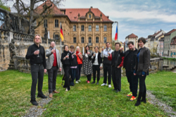 Stipendiaten vor der Villa Concordia, Foto: Ronald Rinklef